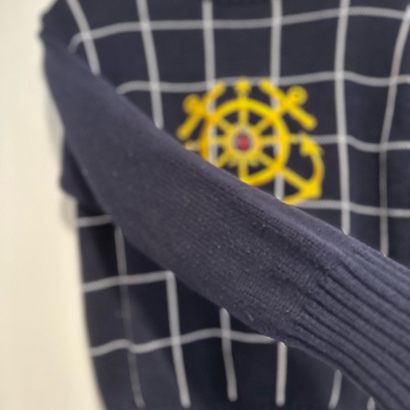 Vintage 90s Tommy Hilfiger Embroidered Geometric Nautical Crew Neck Sweater. - Picture 7 of 10